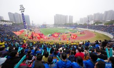 “湘超”冠军城 足球热不熄